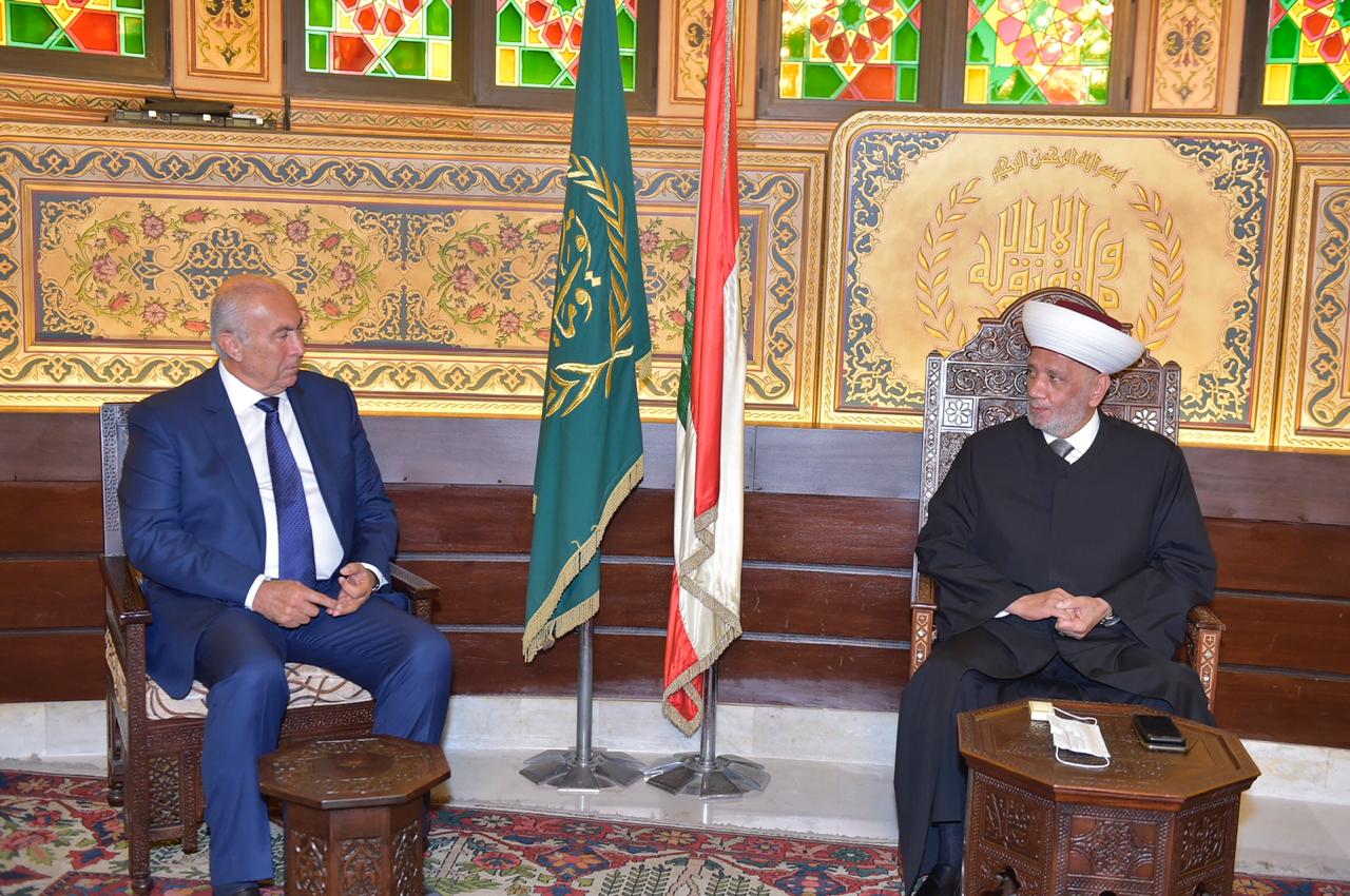 فؤاد مخزومي ومفتي الجمهورية سماحة الشيخ عبد اللطيف دريان